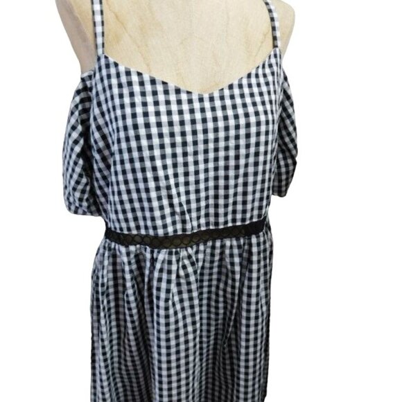 White Birch size XL Black White Gingham Sundress Dress NWT (Runs Small) - Picture 2 of 4